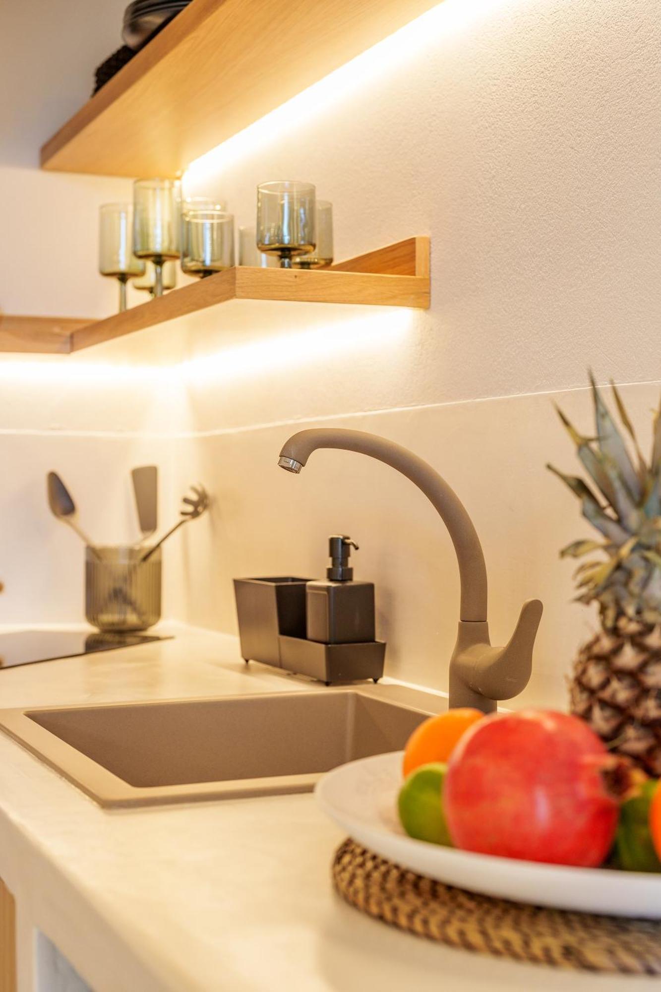 Sugarwhite With Private Not Heated Pool
