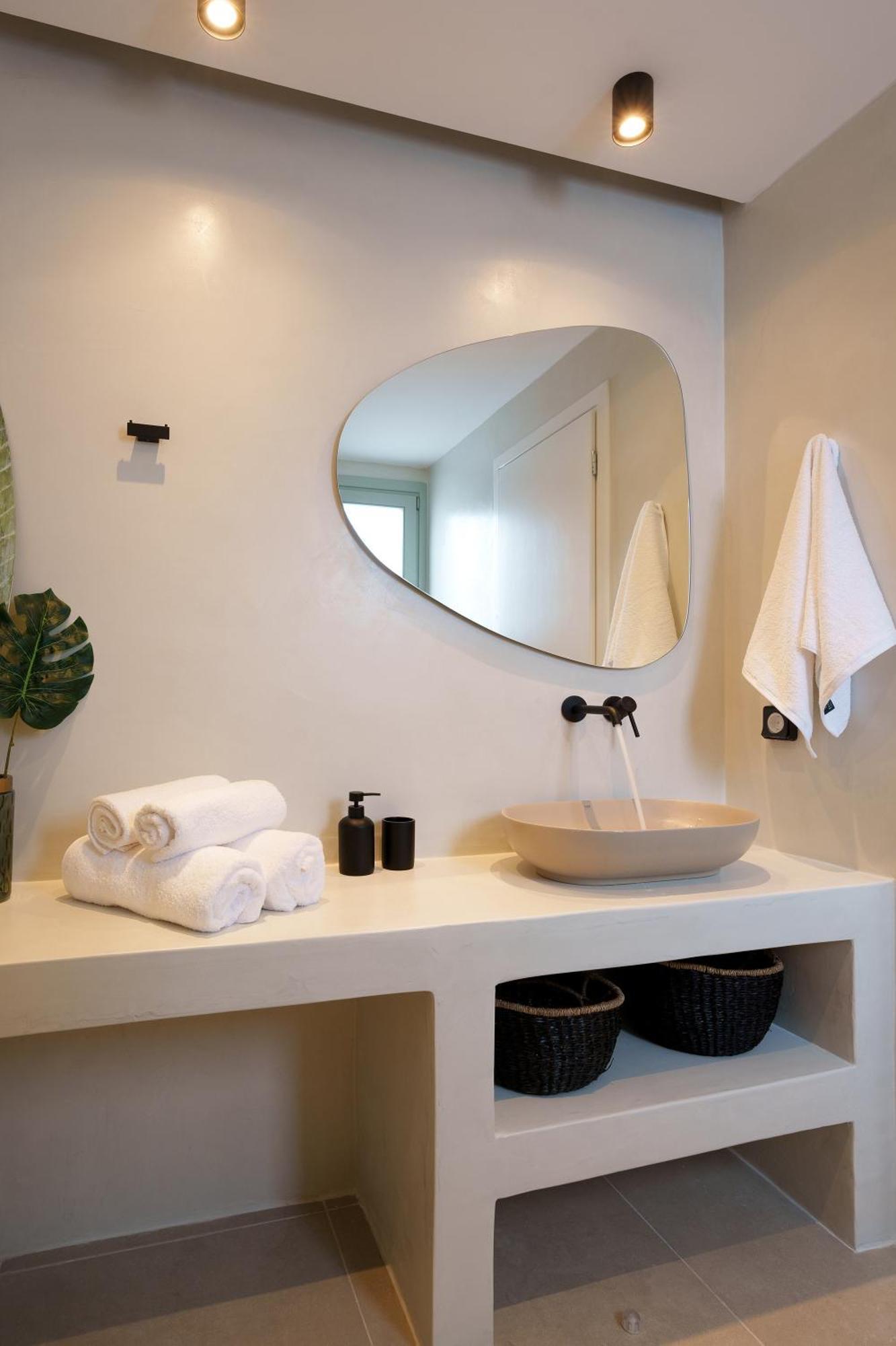 Villa Sugarwhite With Private Not Heated Pool Emporio (Santorini)
